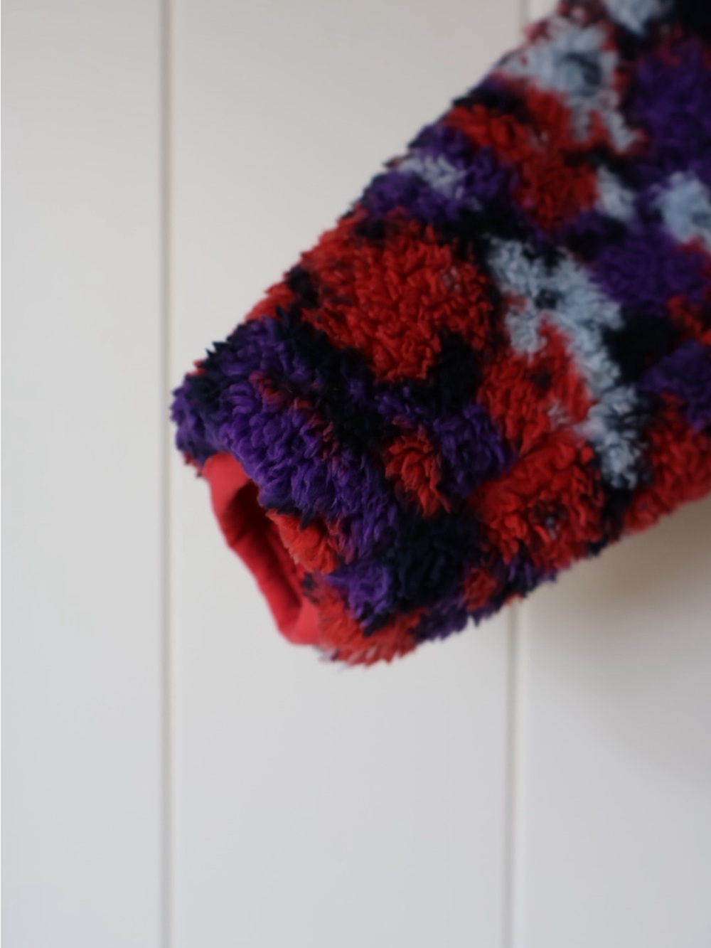 The North Face Campshire Baby Colorful Fleece Teddy Jacket - Red, Purple, Black - Picture 5 of 10